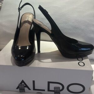 Aldo’s almond toe sling back pumps